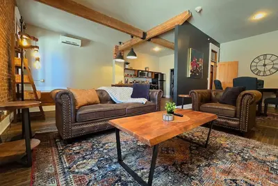 Image de Free Parking, Hospital, King Bed, Convention