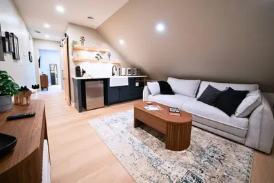 Image de Stay Above The Village Pantry - Suite 2