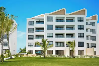 Image de Stylish comfort in 2-bed, 2-bath condo w/ crystal lagoon views in Punta Cana