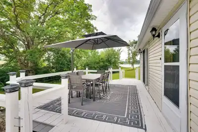 Image de Private Sauna: Lakefront Getaway, 4 Mi to Reading!