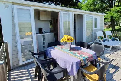 Image de Mobil-home 4 pers avec terrasse au camping Les Tournesols