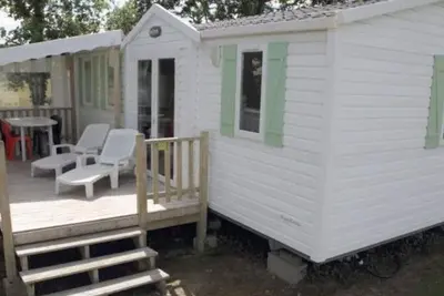 Image de Mobil-home avec Terrasse pour 6 Personnes