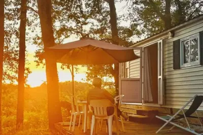 Image de Mobil home 24m² avec terrasse pour 4 personnes