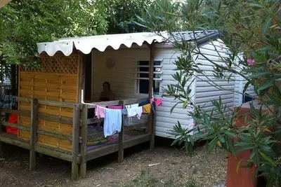 Image de Mobil-home avec Terrasse à Bormes-les-Mimosas