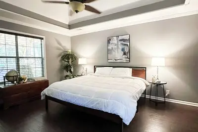 Image de Buford Home Near everything!