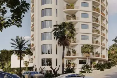 Image de \t\n5-minutes to the sea! Two-bedroom Apartment with Balcony