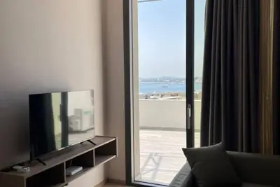 Image de \t5-minutes to the sea! One-Bedroom Apartment with Sea View and Terrace