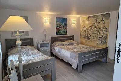 Image de Chambre D'HÖTE Au Pied Du Chateau Tarif DÉGRESSIF Plus 2 Nuits Weekend Compris