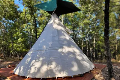 Image de The Crow Tipi at Cedar Ridge Ranch & Trails
