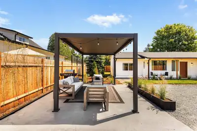 Image de Peaceful 3-bedroom house charming Puyallup by the Foothills Trail and Farm 12