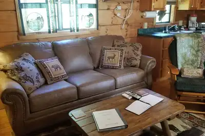 Image de Peaceful Treasure 2/Bed Riverfront Cabin in Franklin Nc