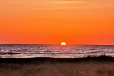 Image de New - Oceanfront Home - Views! Path to Beach! Dog Friendly! Great Outdoor Spaces