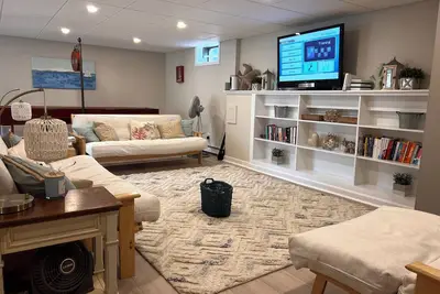 Image de Beautiful colonial with deeded beach access and ocean views!