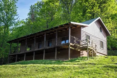 Image de Ponderosa Cabin - Cozy Lodging at Horseshoe Canyon Ranch