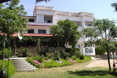 Image de Rab Diving Mirko - Two Bedroom Apartment with Sea View (6a)