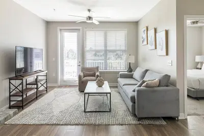 Image de Landing | Incredible 2bd, Clubhouse, Pool