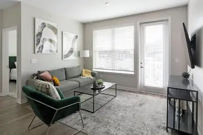 Image de Landing | Modern 2bd, Gym, Pool