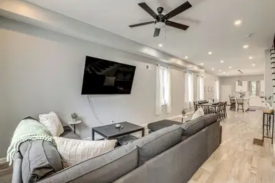 Image de Group Getaway w/ Games & Patio in Philadelphia!