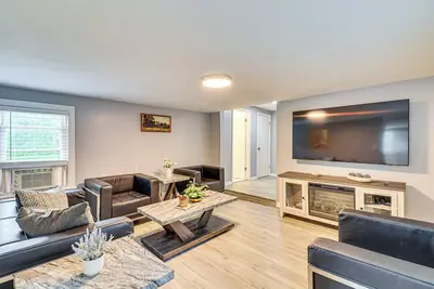 Image de 12 Mi to Rutgers: Brand New Apt w/ Home Office!