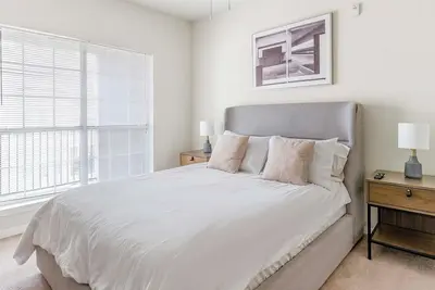 Image de Landing | Modern 2bd, Gym, Clubhouse