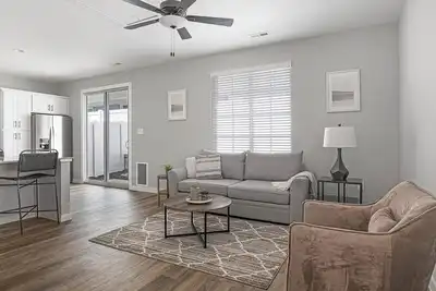 Image de Landing at Sanctuary at Indian Creek - 2 Bedroo. . .