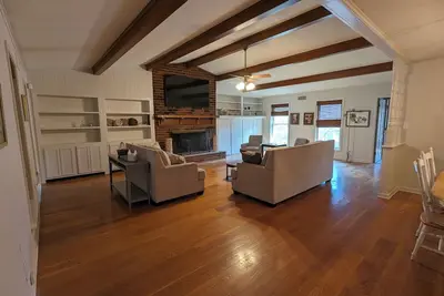 Image de Ultimate Group Getaway Sleeps 18-Game Room-8br/5ba