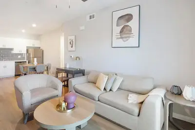 Image de Landing | Modern 2bd, Rooftop Lounge, Pool