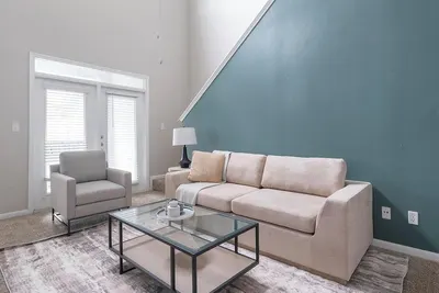 Image de Landing | Stunning 2bd, Pool, Gym