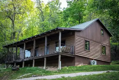 Image de Longhorn Cabin - Cozy Lodging at Horseshoe Canyon Ranch