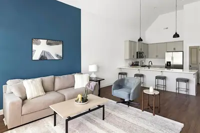 Image de Landing | Stylish 2bd, Gym, Clubhouse