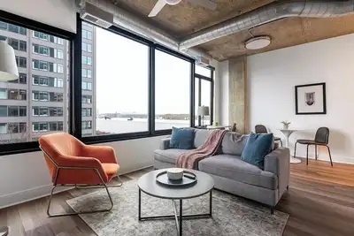 Image de Landing | Chic 2bd, Gym, Game Room