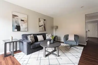 Image de Landing at The Landing - 2 Bedrooms in East Dayton