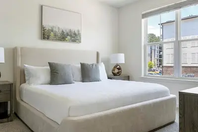 Image de Landing | Amazing 2bd, Pool, Rooftop Lounge