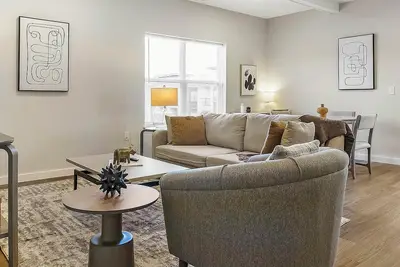 Landing | Beautiful 2bd, Courtyard, Gym