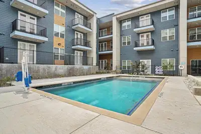 Image de Landing | Stylish 2bd, Pool, Clubhouse