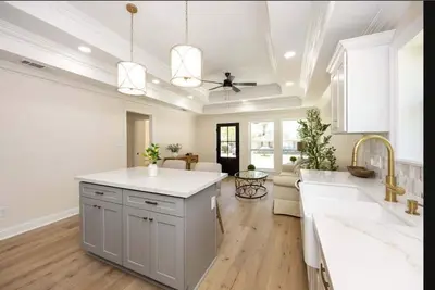 Image de Brand New Cozy Cottage