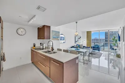 Image de Icon Brickell - 16th Fl - 2bed/1bath - Ocean Views - Free Spa