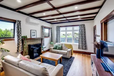 Image de Cosy 3 bedroom Character Bungalow