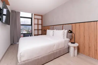 Image de Digital Nomad 2br Apt – Jacuzzi +Cowork in Poblado