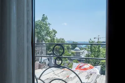 Image de Charming 1-bedroom apartment with view, elevator and Ac