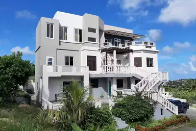 Image de The Ridge (Modern and Luxurious)