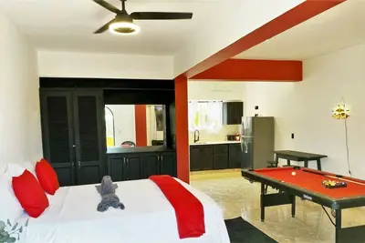 Image de Red Bull King Studio Near Beach/Main & Strip