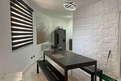 Image de 2 bedroom great for entertaining @Pyramid Plaza