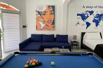 Image de Blue Print @ Pyramid. King Studio Pool Table