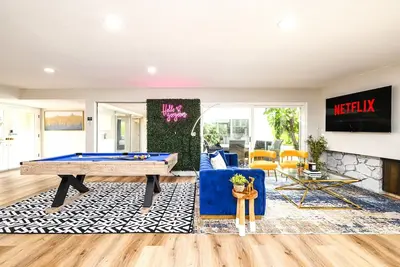 Image de 4bd Disney Magic Retreat: Arcade + Pool