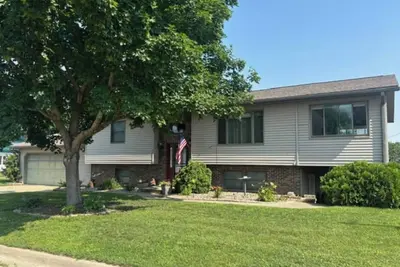 Image de 3-bedroom house in marvelous Guttenberg with Ac