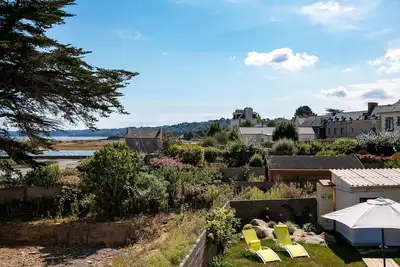 Image de Maison de Vacances 'Le Paradis Sur Mer' avec Terrasse Privée et Jardin Privé