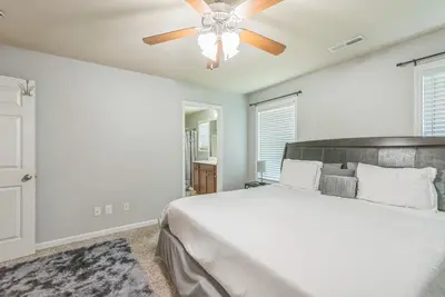 Image de Mins to Crestwood Med • Huntsville Hospital • Fire Pit • Peaceful Cul-de-Sac