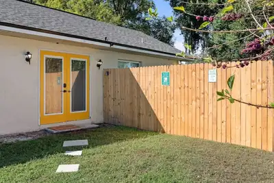 Image de Pool + Sleeps 8 + 30mil Legoland