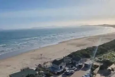 Image de 11th floor Seafront Apartment